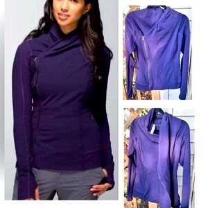 LULULEMON Women’s Bhakti Yoga Asymmetrical Zip Jacket Sweatshirt Size 10 Grape
